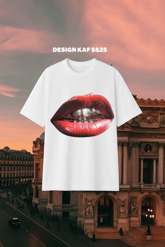 The Wild Lips Oversized T-shirt